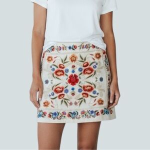 Women’s Mini Vintage Skirt with Floral Embroidered design Size Small